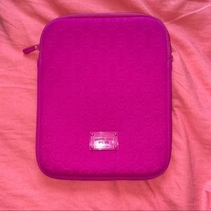 MICHEAL KORS IPAD CASE.